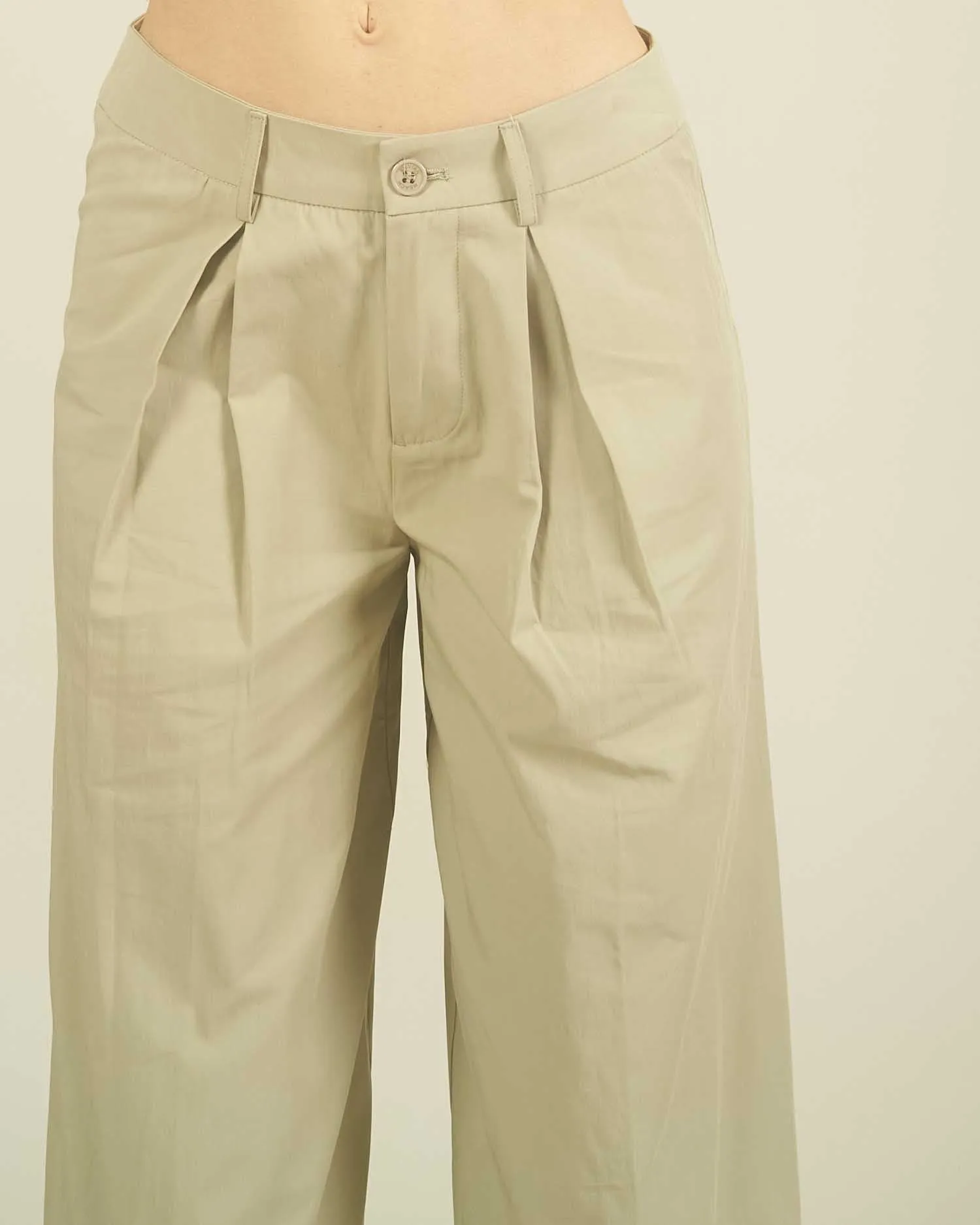 CULOTTE PANTS WITH BELT AND POCHETTE