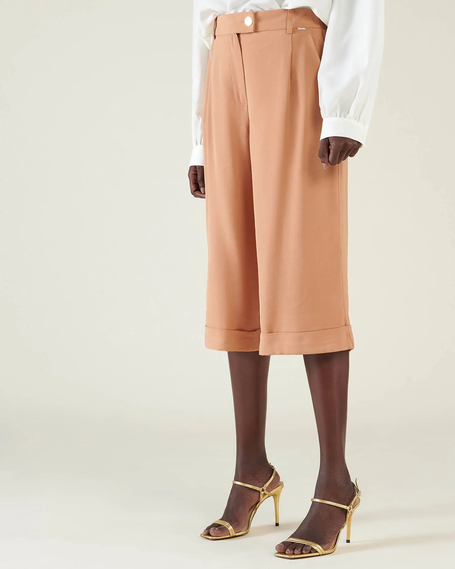 Culotte trousers with belt