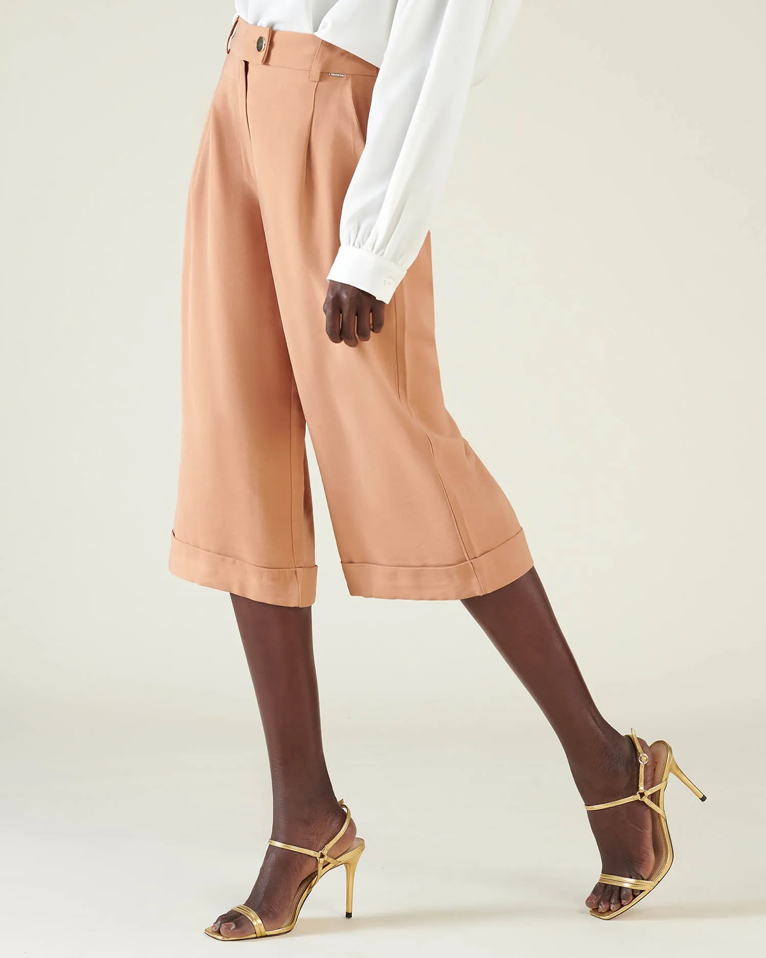 Culotte trousers with belt