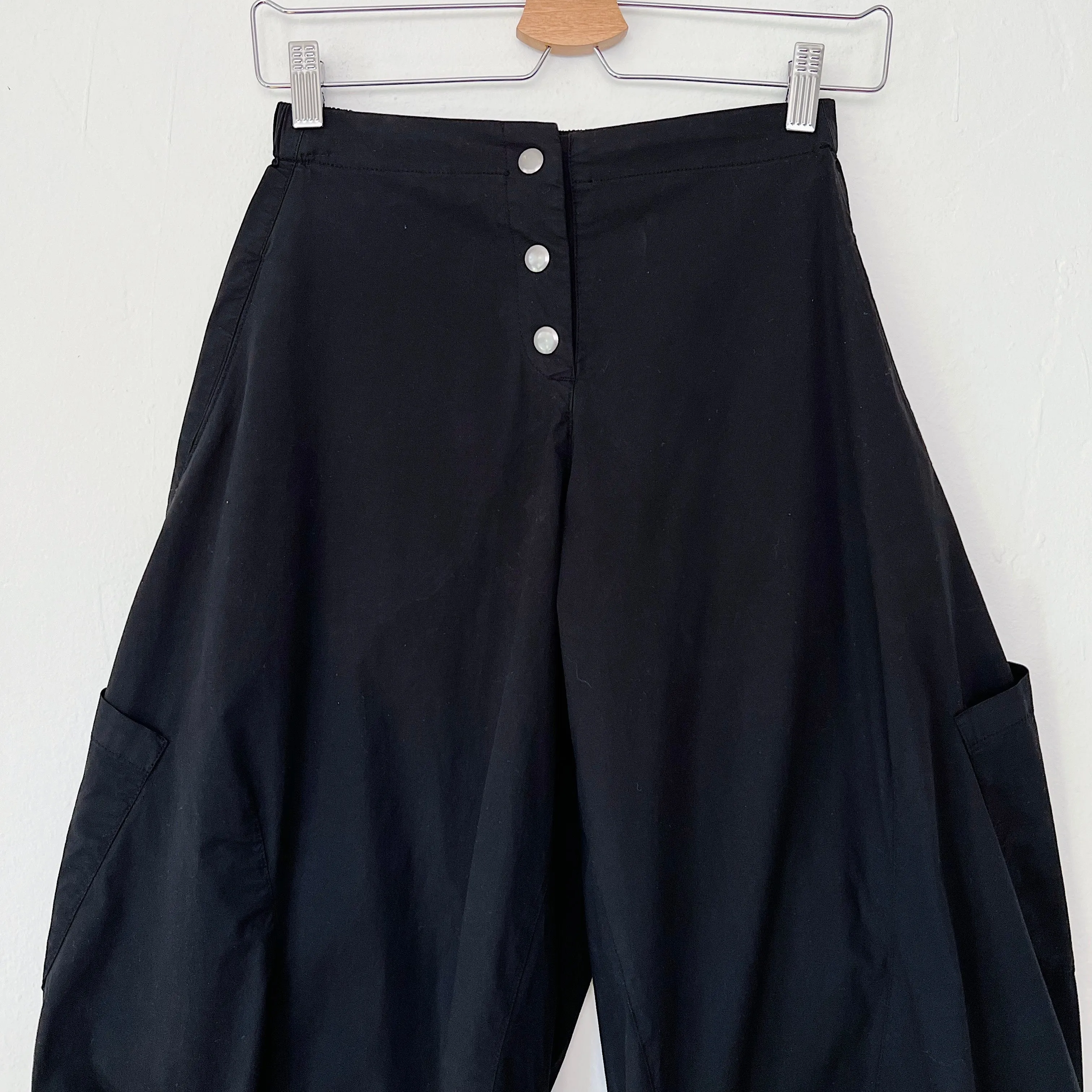 Eleven Stitch | Snap Front Pant in Black