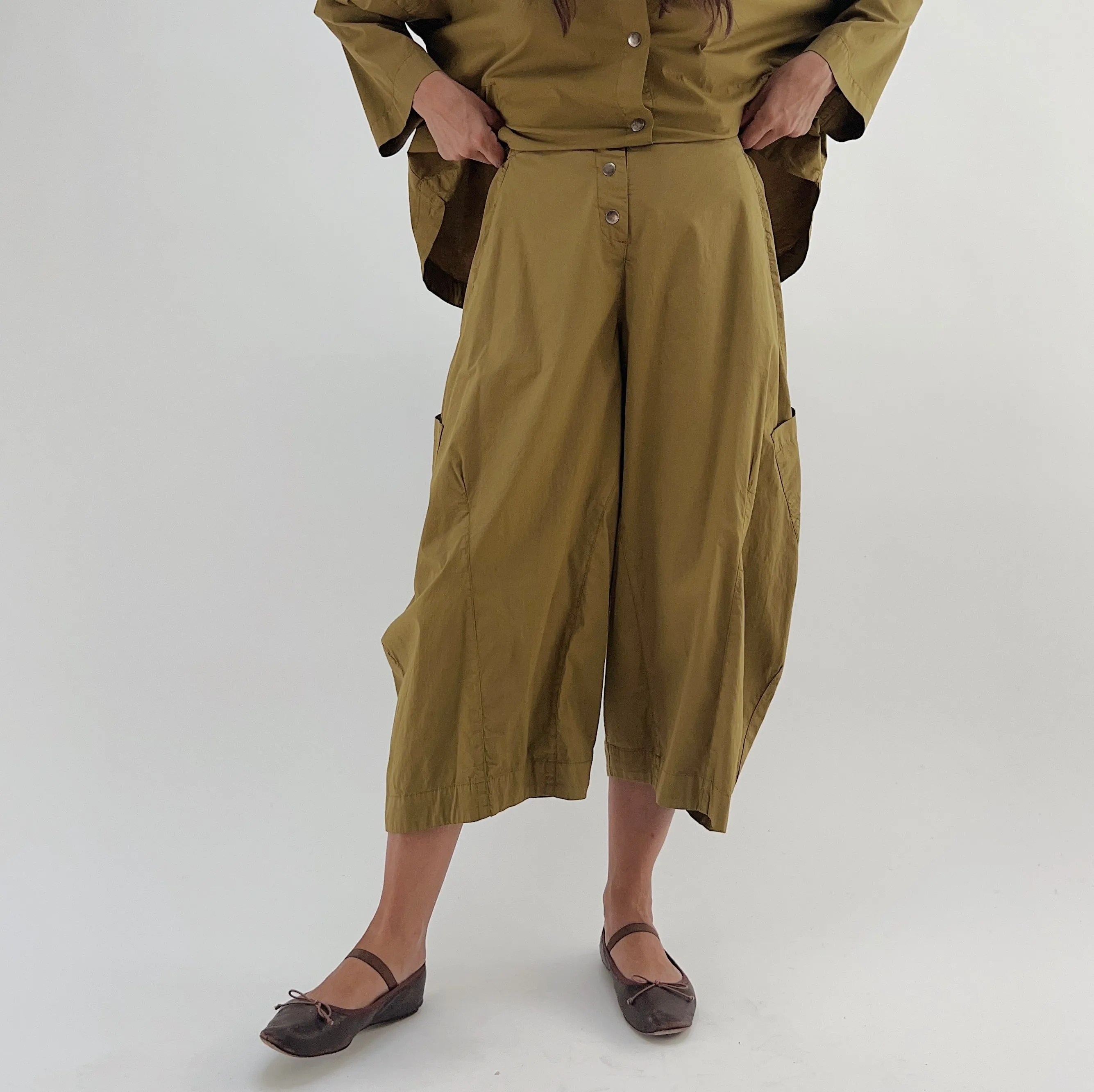 Eleven Stitch | Snap Front Pant in Olive