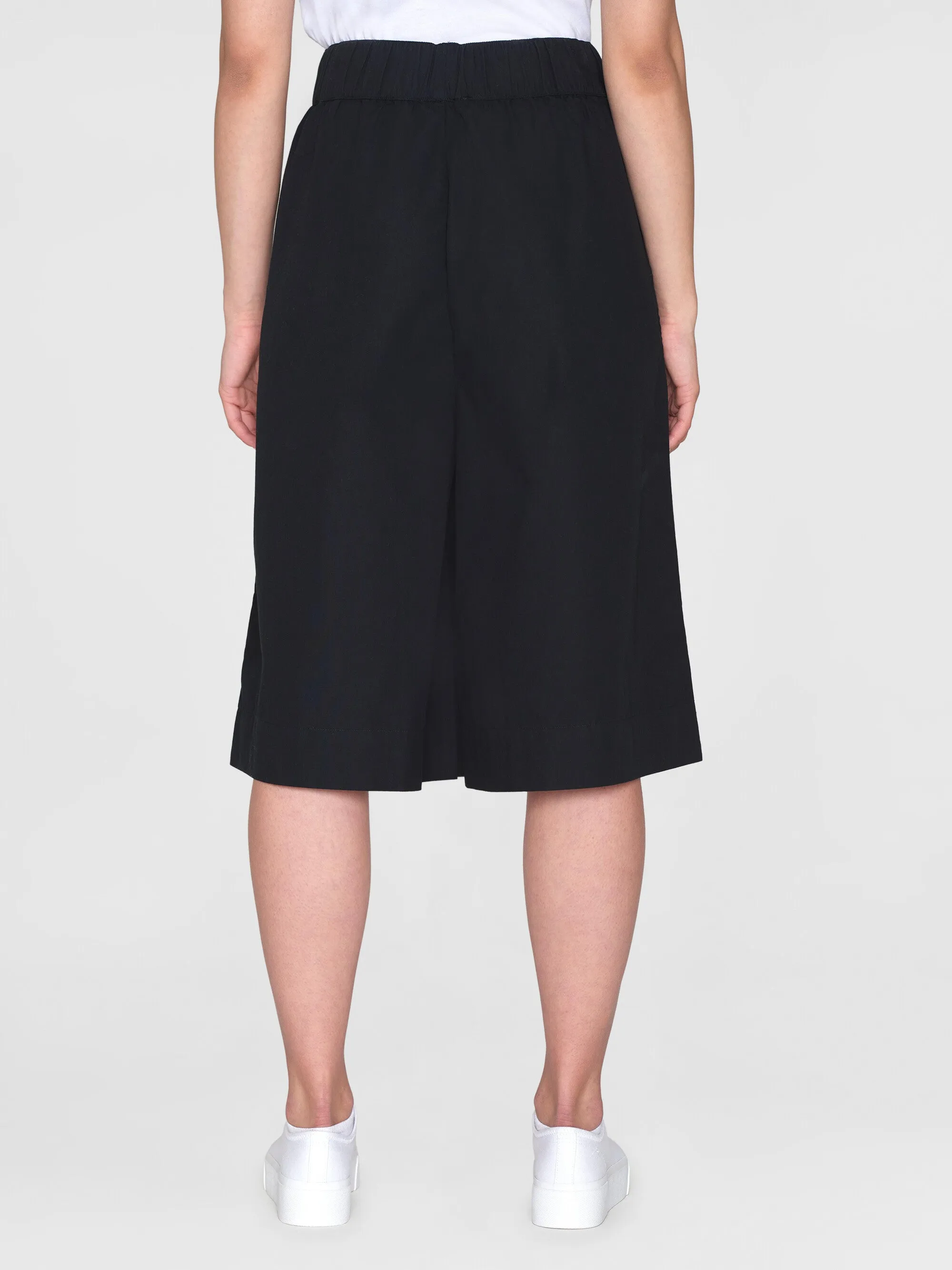 EVE culotte high-rise extra wide shorts - GOTS/Vegan - Black Jet